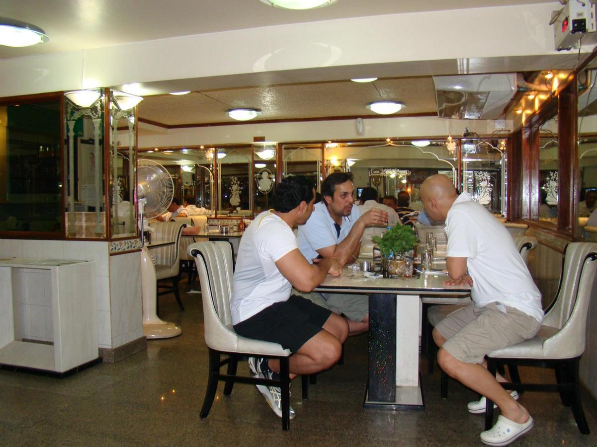 Iraqi Hotel Makkasan Eksteriør bilde